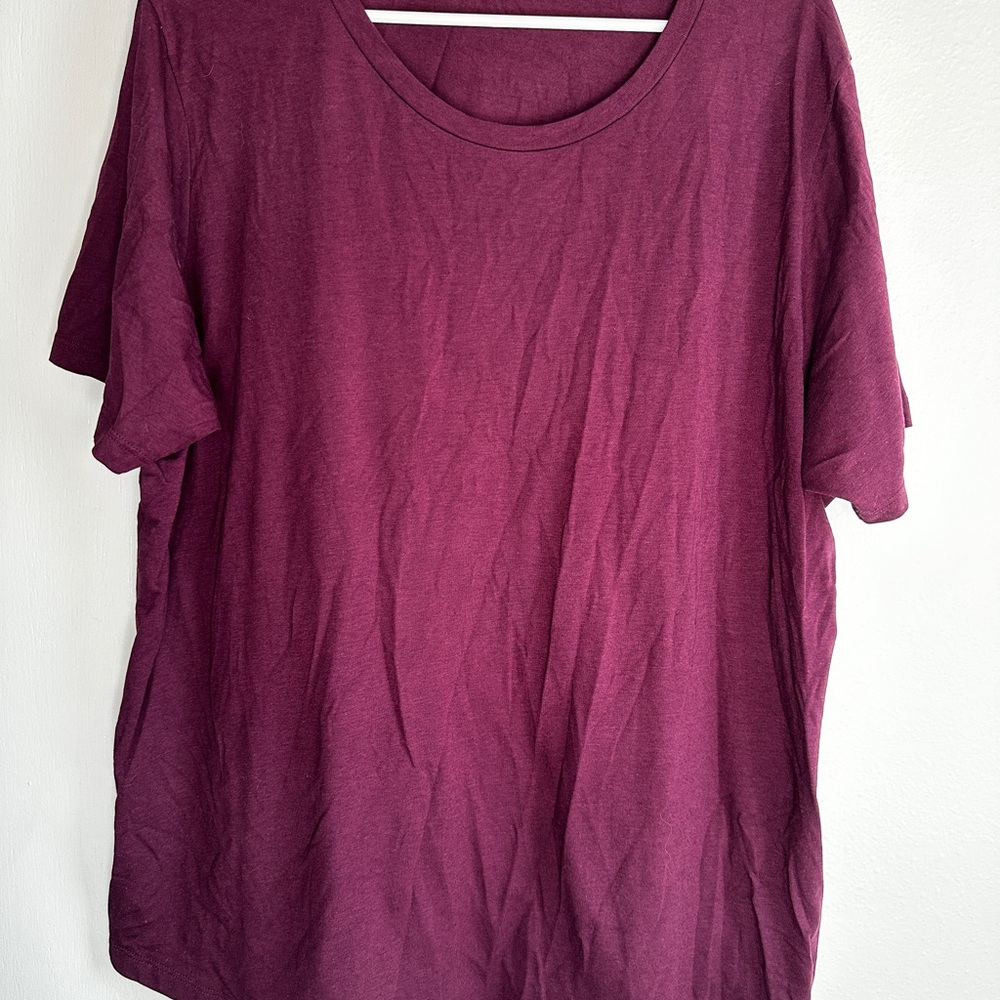 Universal Standard Rich Plum Short Sleeve Tee size L